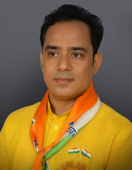 दिनेश कुमार यादव